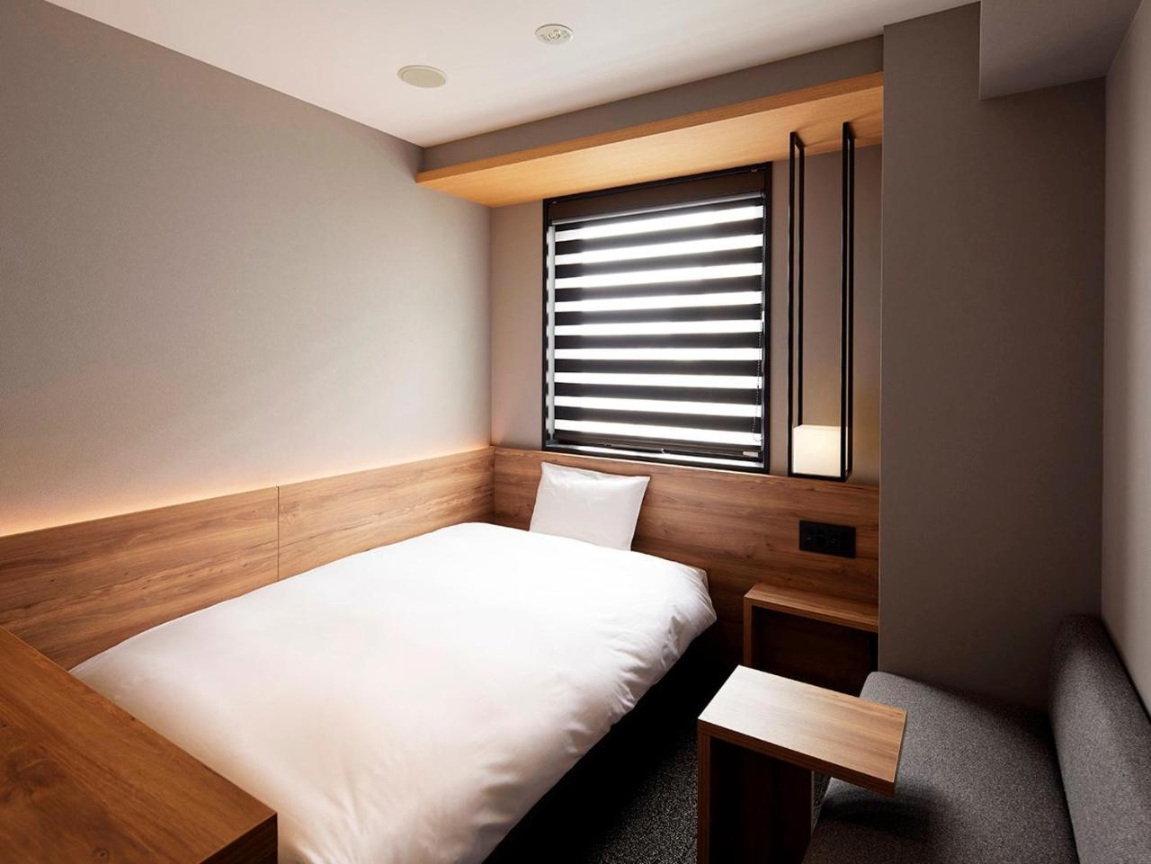Hotel Androoms Shin-Osaka Exteriör bild